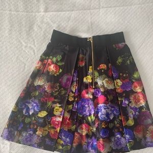 COPY - Milly blk floral mini skirt